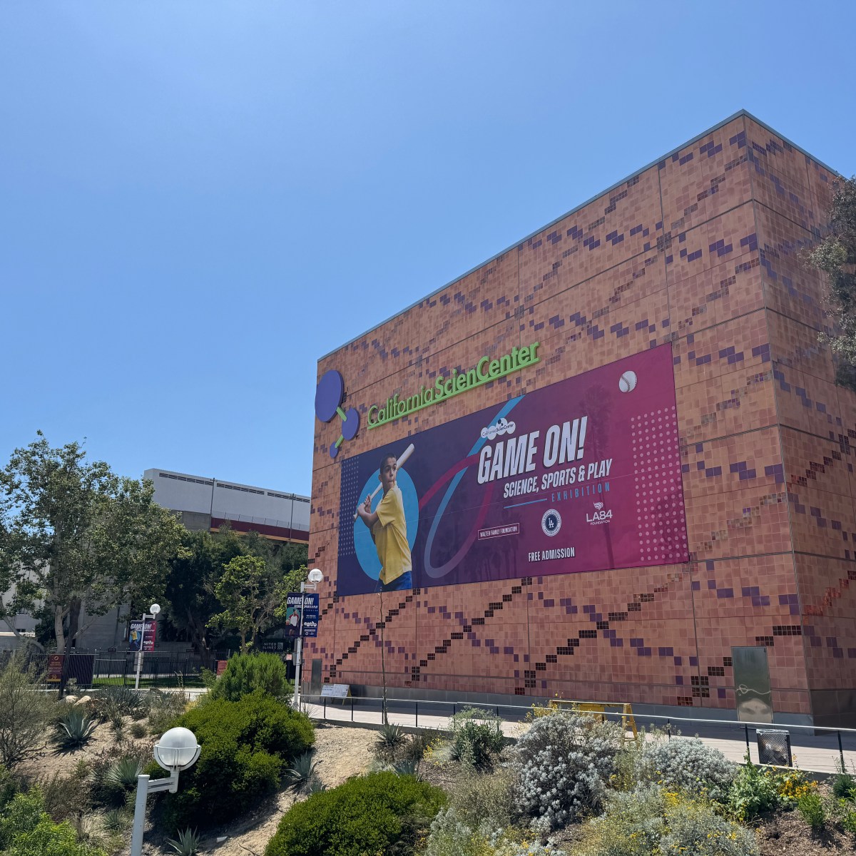 LA Day 3 – California Science Center & Rose&nbsp;Garden